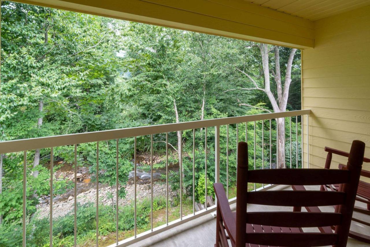 Ramada By Wyndham Maggie Valley Exterior photo