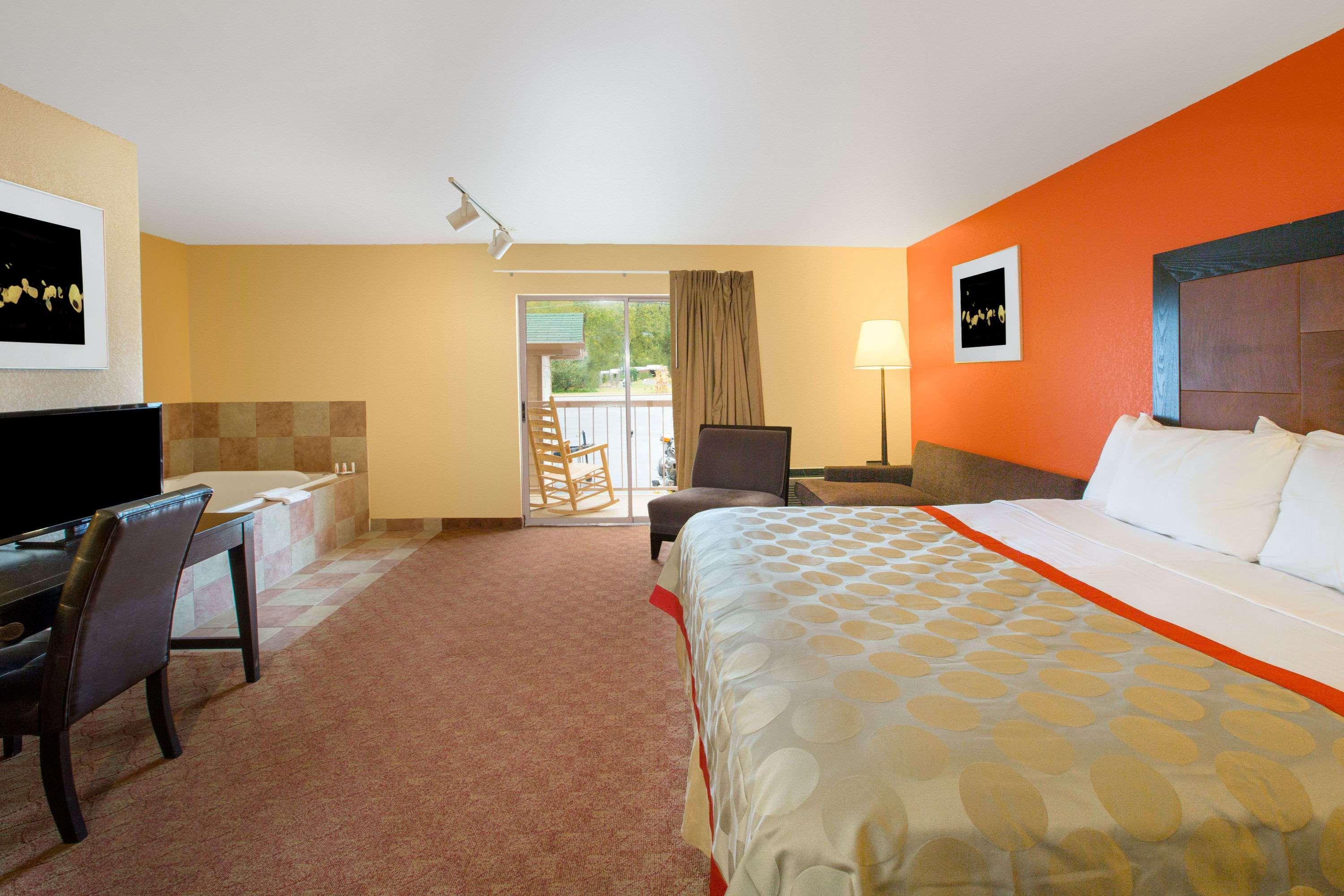 Ramada By Wyndham Maggie Valley Exterior photo