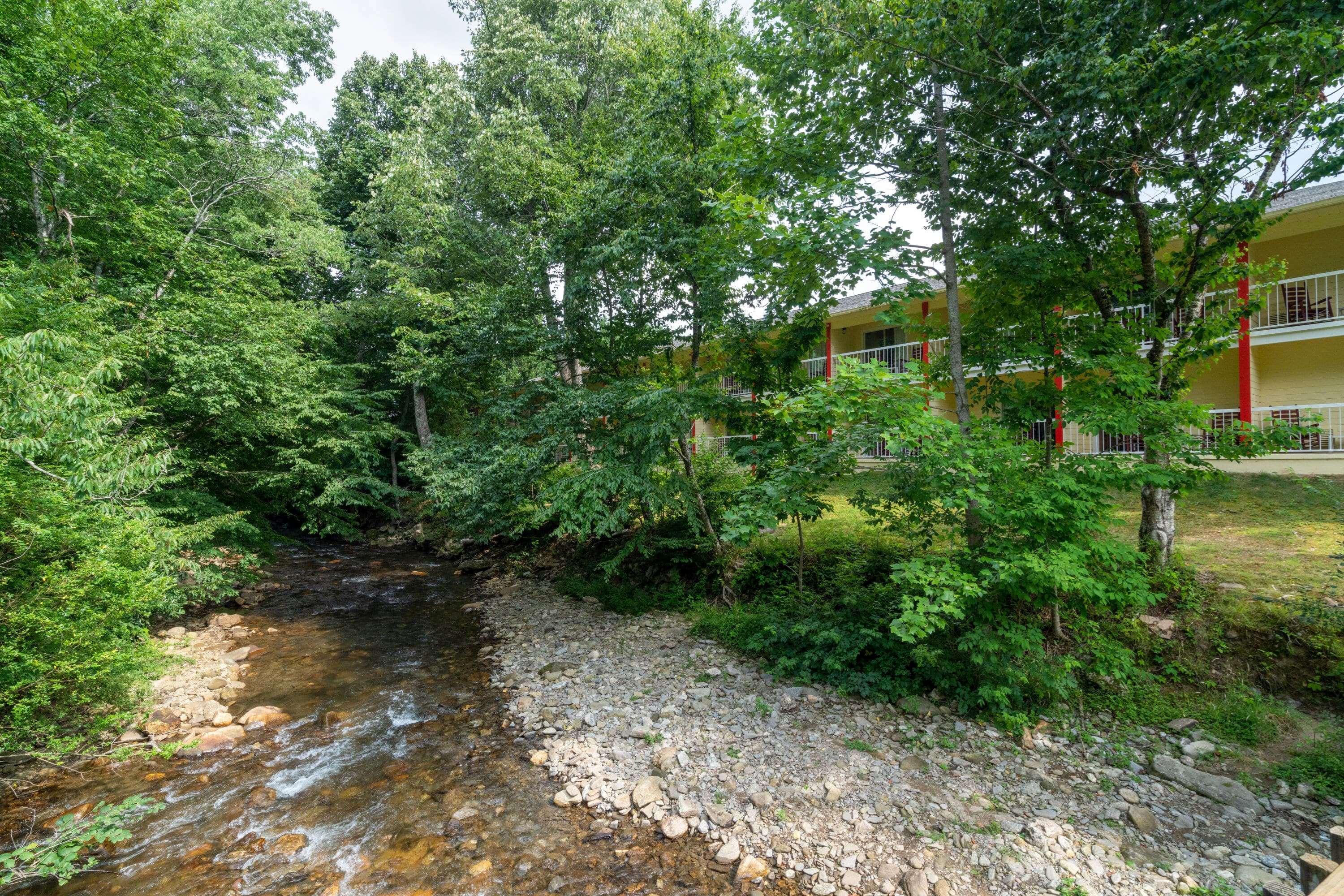 Ramada By Wyndham Maggie Valley Exterior photo